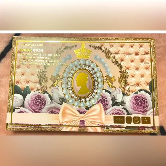 Pat McGrath x Bridgerton II MTHRSHP: Belle of the Ball Eyeshadow Palette - Picture 1 of 7